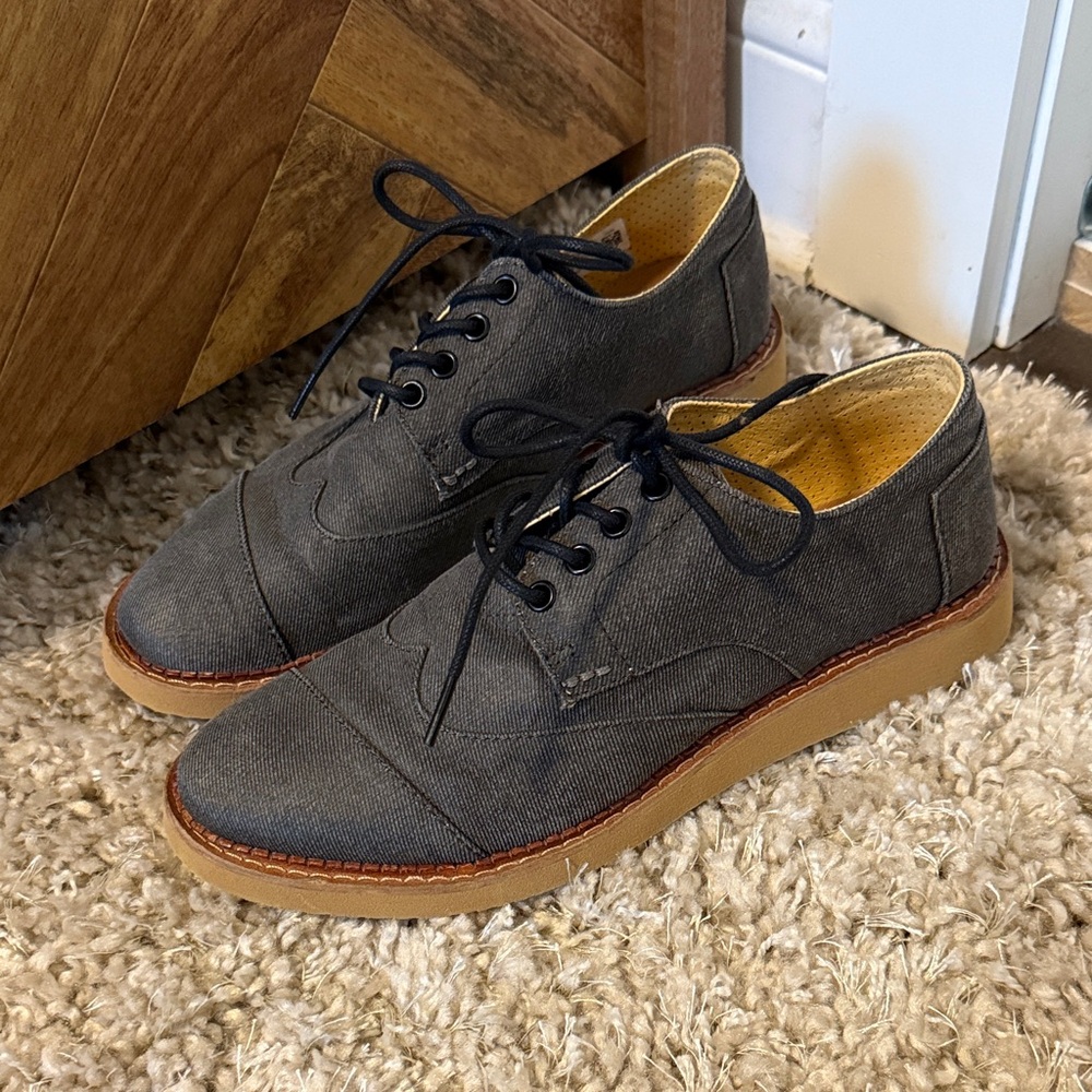 Men’s Toms Shoes